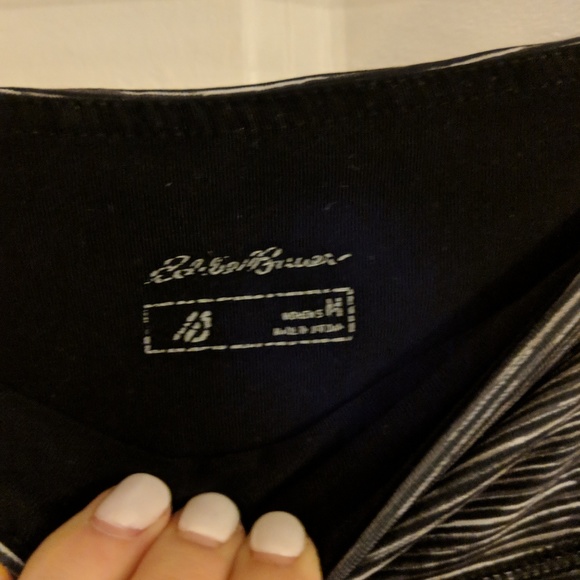 Eddie Bauer Capri Yoga Pants! - Picture 2 of 4